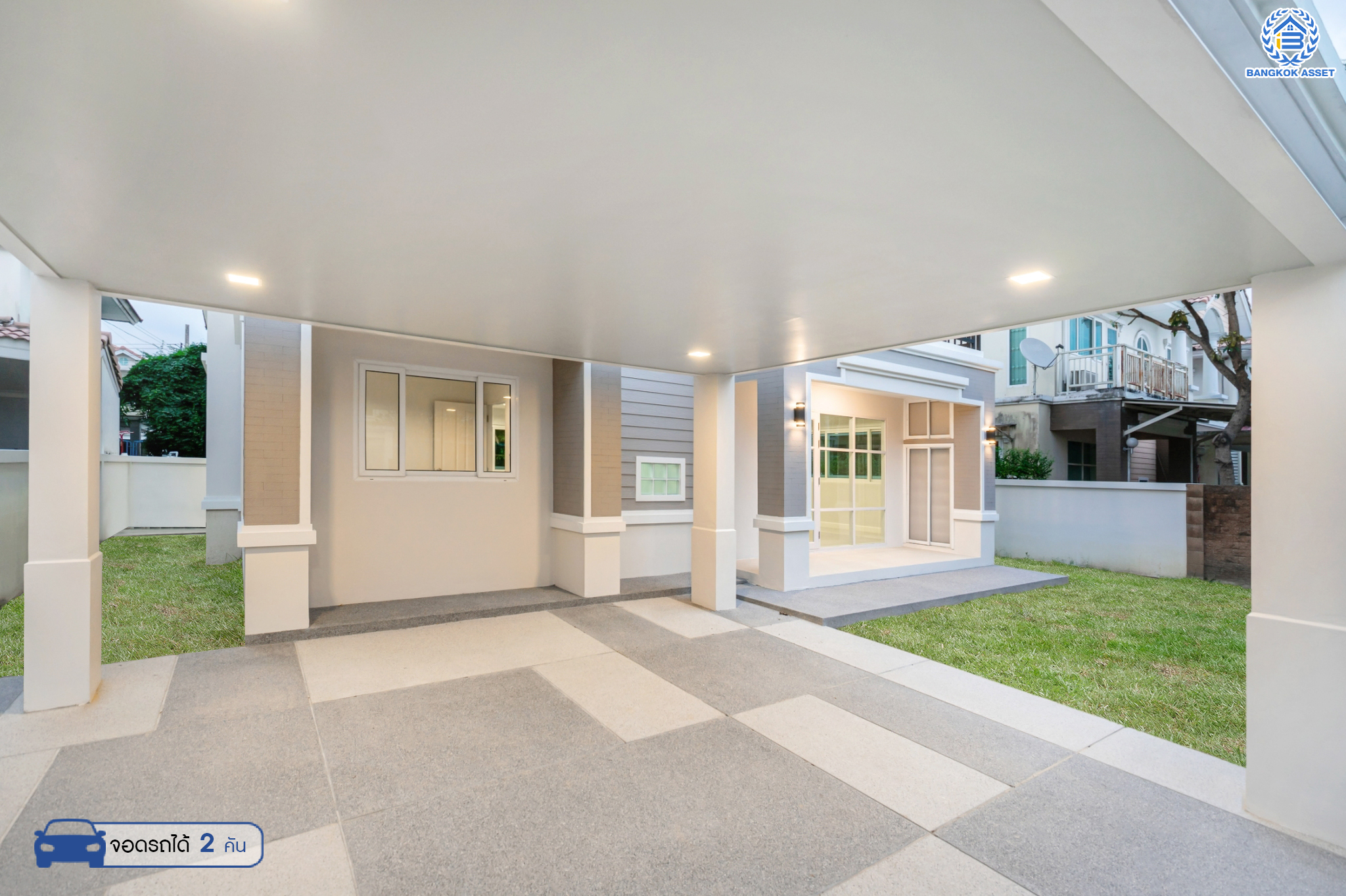 บ้านมือสองตกแต่งใหม่ ม.ธันยบดี บางใหญ่-กาญจนาฯ บ้านเดี่ยวหลังใหญ่ เนื้อที่ 56 ตร.ว. ฟังก์ชัน 4 ห้องนอน 3 ห้องน้ำ จอดรถได้ 2 คันบนทำเลคุณภาพ หน้าโครงการติดถนนกาญจนาฯ ใกล้เซ็นทรัลเวสต์เกต ทางด่วน และรถไฟฟ้าสายสีม่วง "สถานีตลาดบางใหญ่"